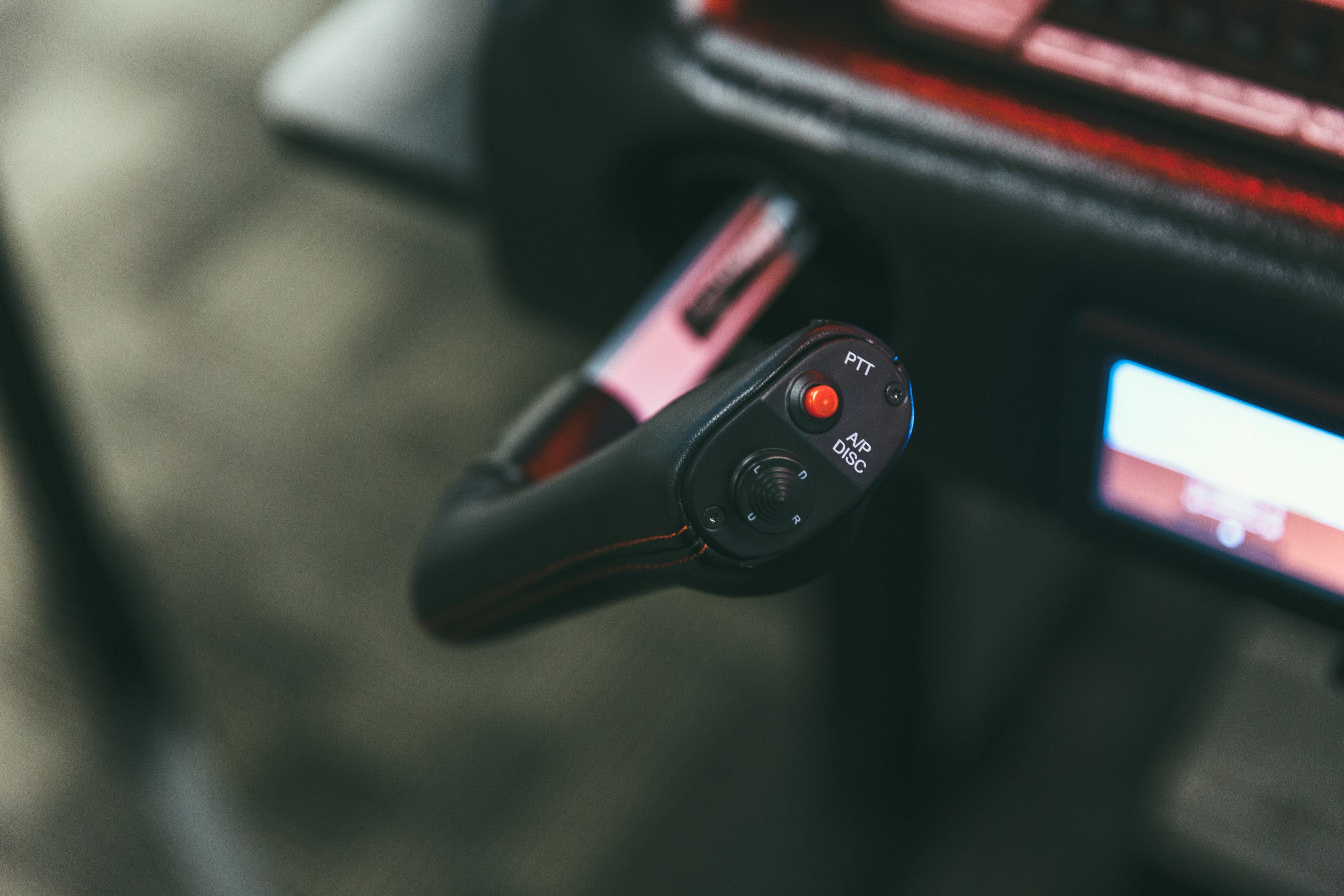RSG Cirrus Cockpit